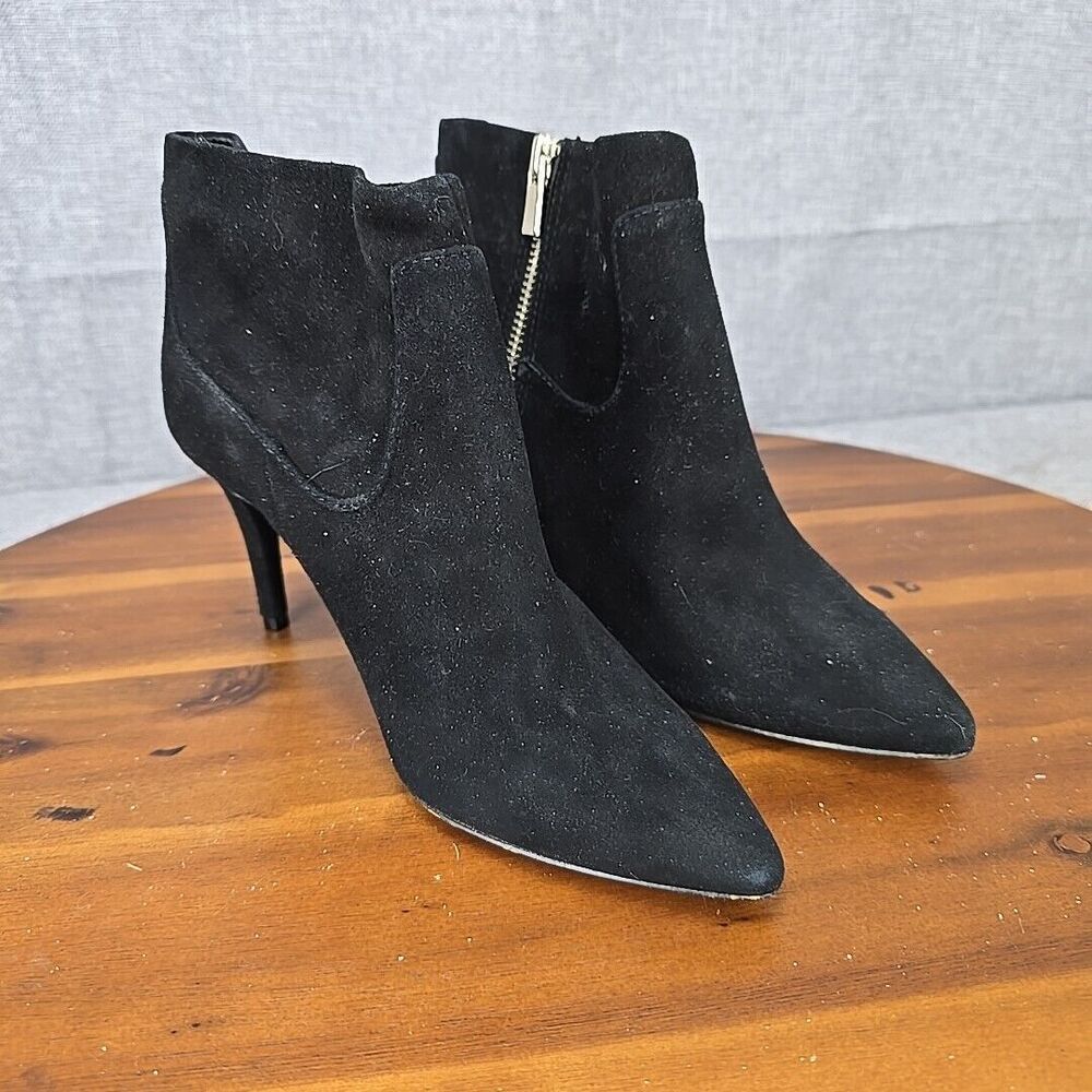 Nine West fast Black heeled bootie Zip closer Size‎  6 - Picture 2 of 11